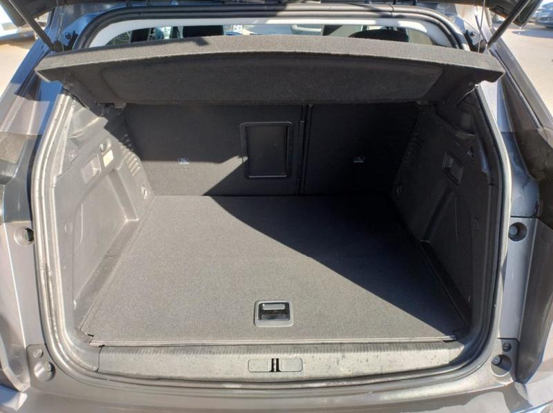 Peugeot 3008 II 1.6 Hybrid 225 E-Eat8 Allure Pack