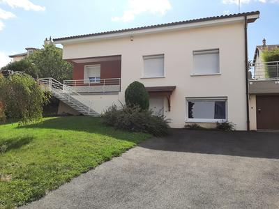 Villa - 196 m² - 8 pièces