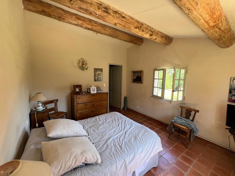 Maison - 215 m² - 7 pièces