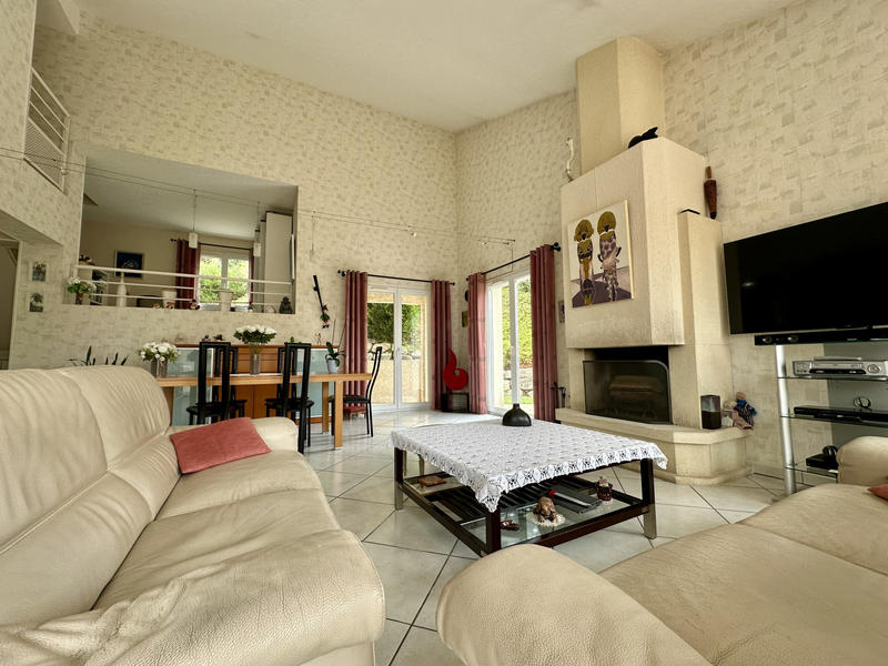 Maison - 165 m² - 7 pièces