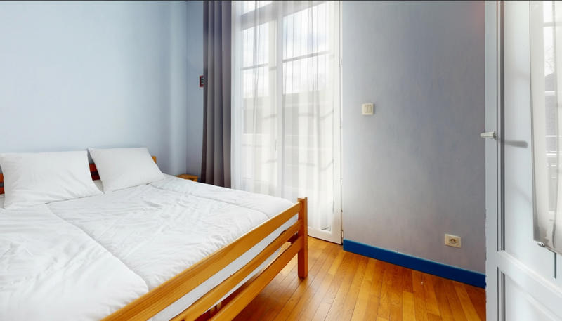 Maison - 229 m² - 11 pièces