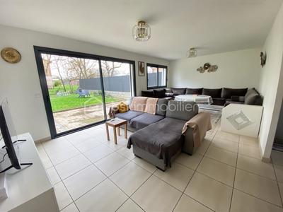 Maison - 110 m² - 4 pièces