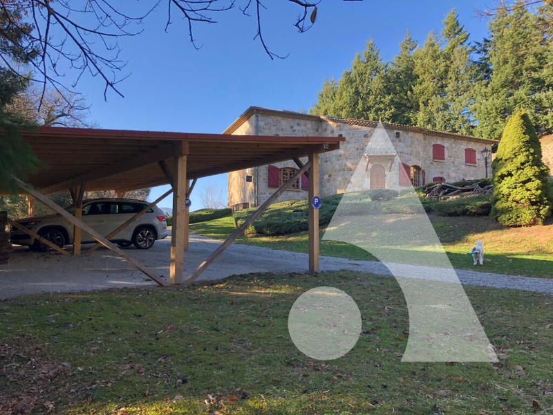 Demeure - 448 m² - 12 pièces