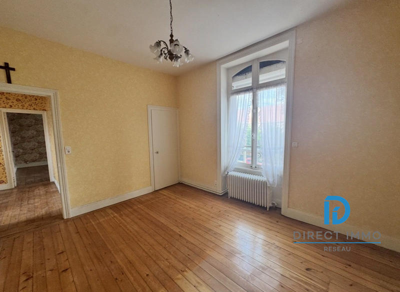 Maison - 200 m² - 10 pièces