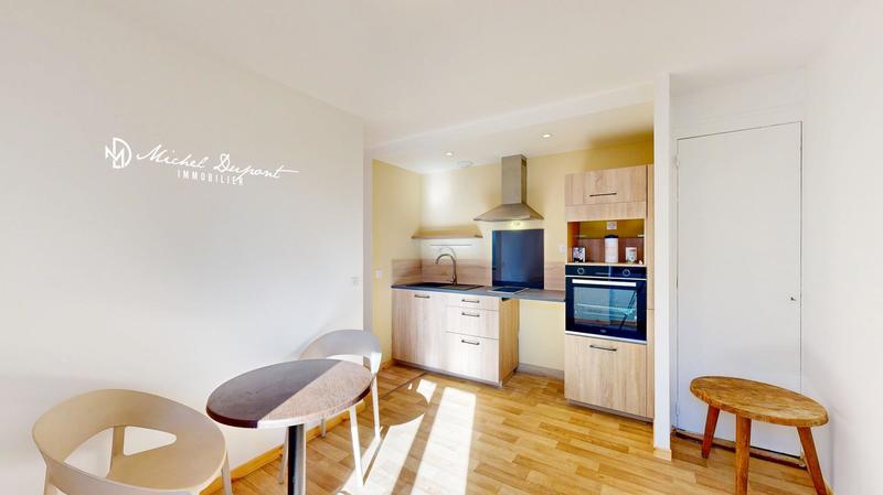 Maison - 251 m² - 8 pièces