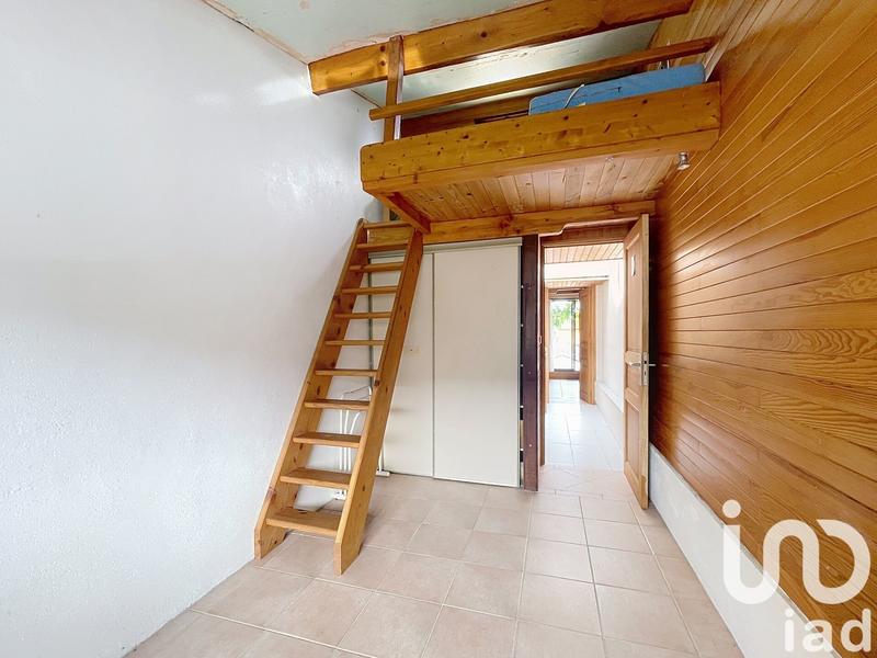 Maison - 206 m² - 5 pièces