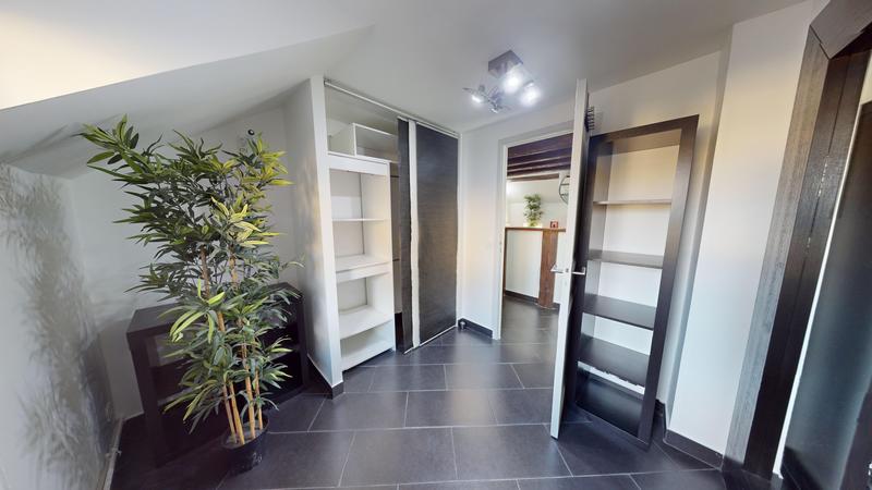 Appartement - 120 m² - 5 pièces