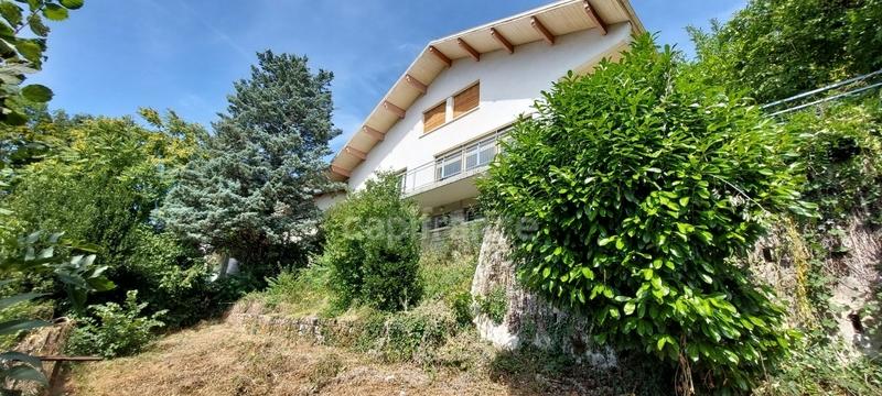 Villa - 139 m² - 5 pièces