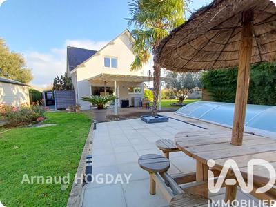 Maison - 196 m² - 7 pièces