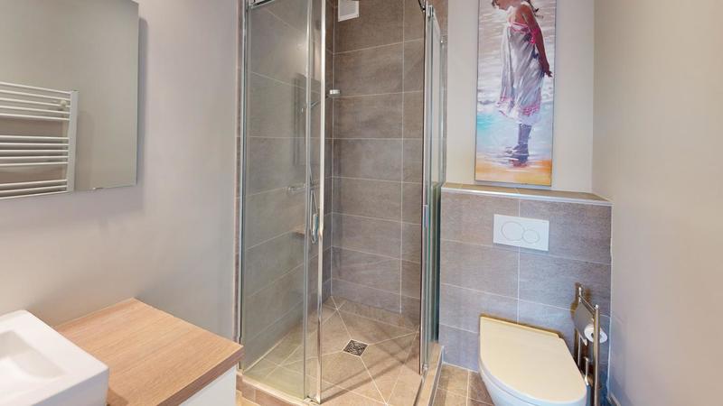 Appartement - 148 m² - 5 pièces