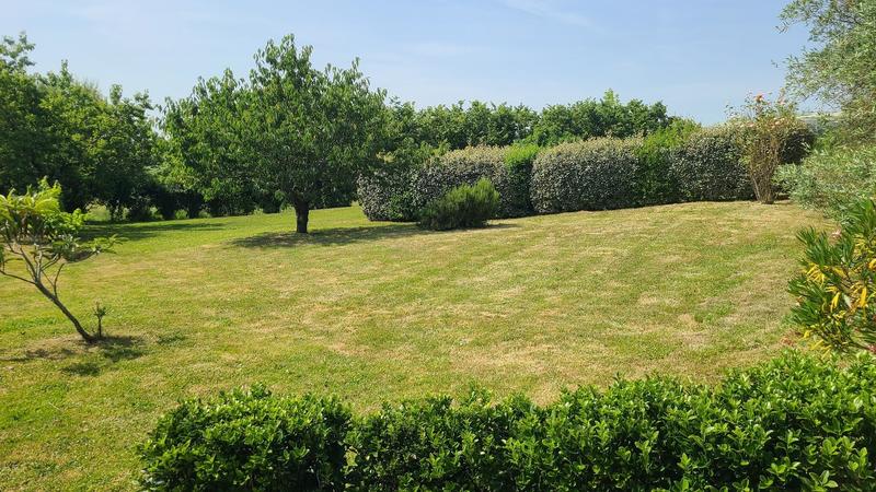 Propriété - 363 m² - 17 pièces