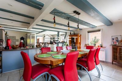 Maison - 194 m² - 7 pièces