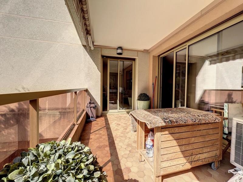 Appartement - 96 m² - 4 pièces