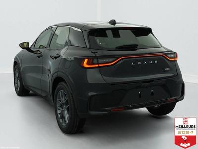 Lexus Lbx 2wd Business