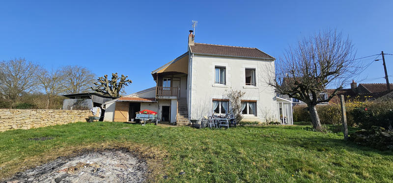Maison - 79 m² - 6 pièces