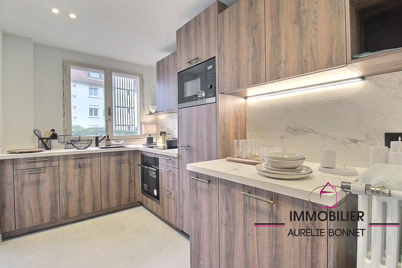 Appartement - 70 m² - 3 pièces