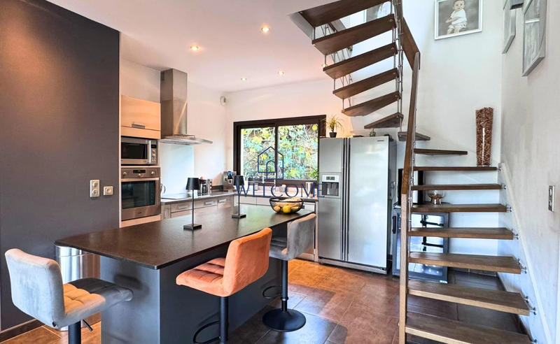 Maison contemporaine - 165 m² - 5 pièces