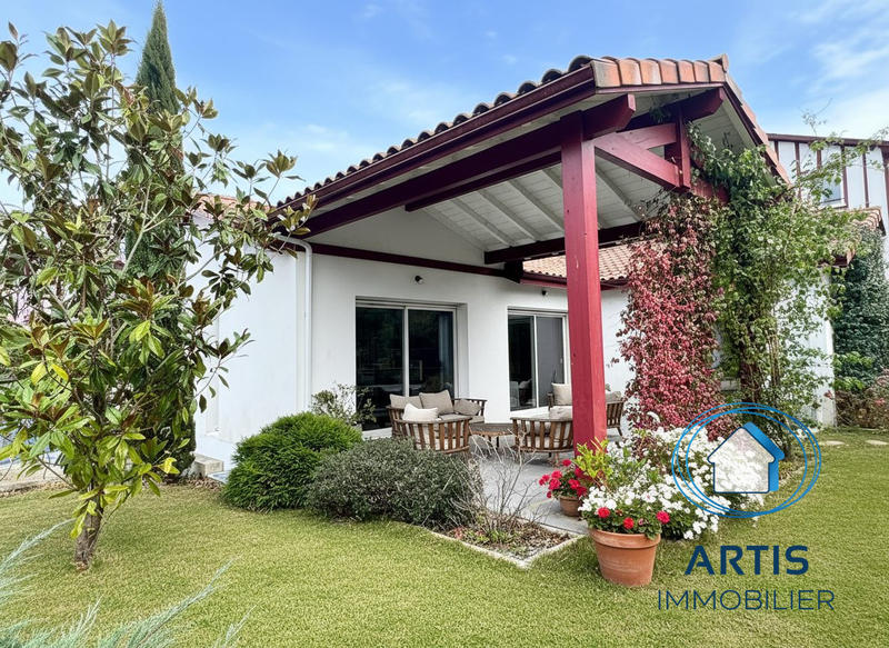 Maison - 105 m² - 4 pièces