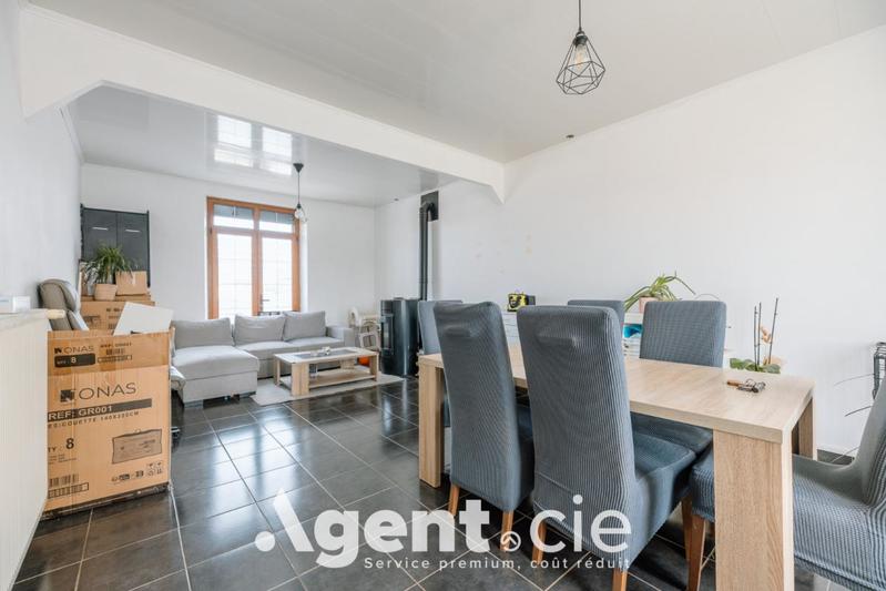 Maison - 88 m² - 4 pièces