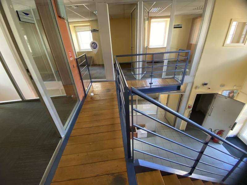 Local commercial - 289 m²