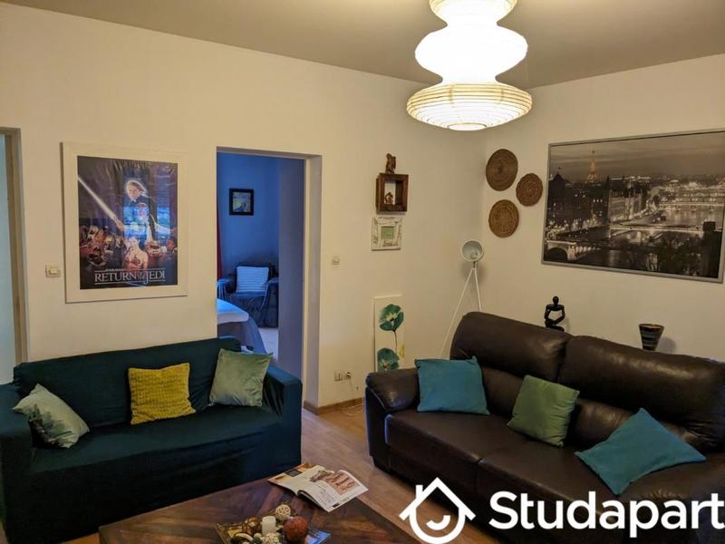 Chambre - 12 m² - 1 pièce