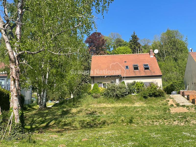 Maison - 143 m² - 7 pièces