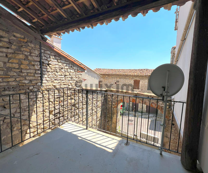Maison de village - 177 m² - 10 pièces