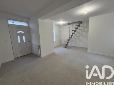 Maison - 101 m² - 6 pièces