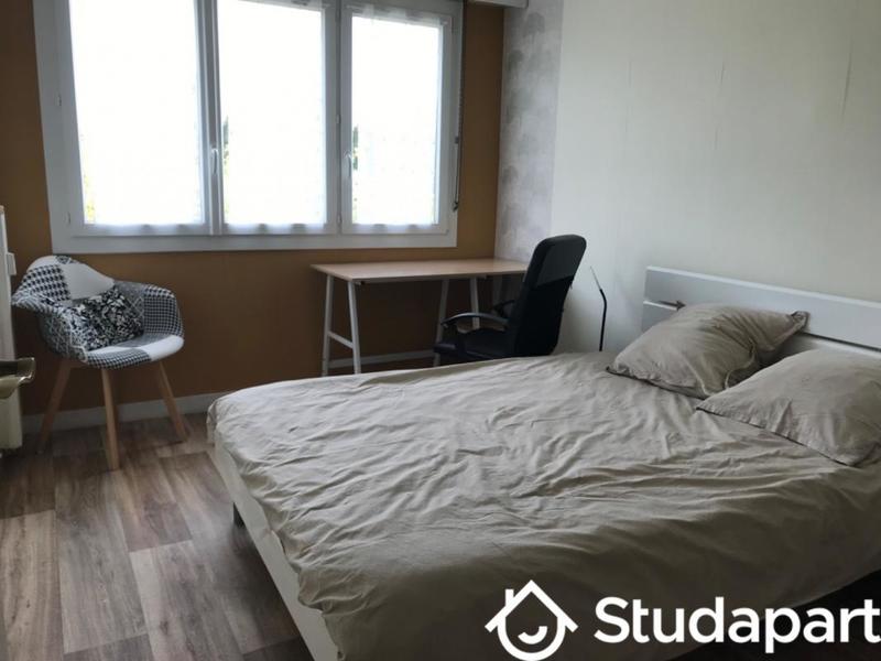 Chambre - 12 m² - 1 pièce