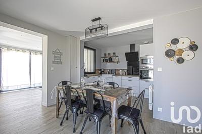 Maison - 74 m² - 4 pièces
