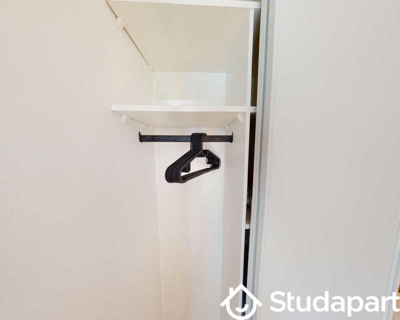 Chambre - 50 m² - 1 pièce