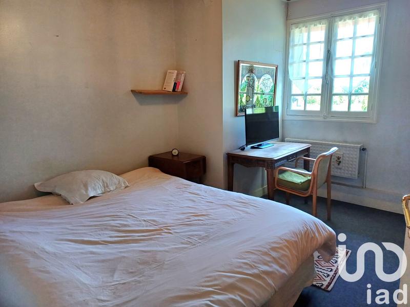 Maison - 180 m² - 8 pièces