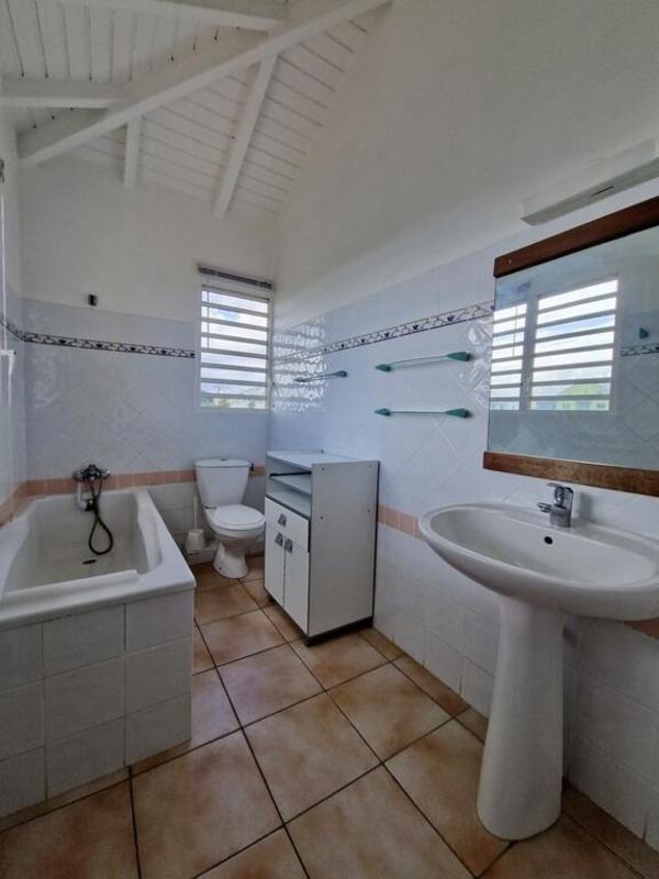 Maison - 104 m² - 6 pièces