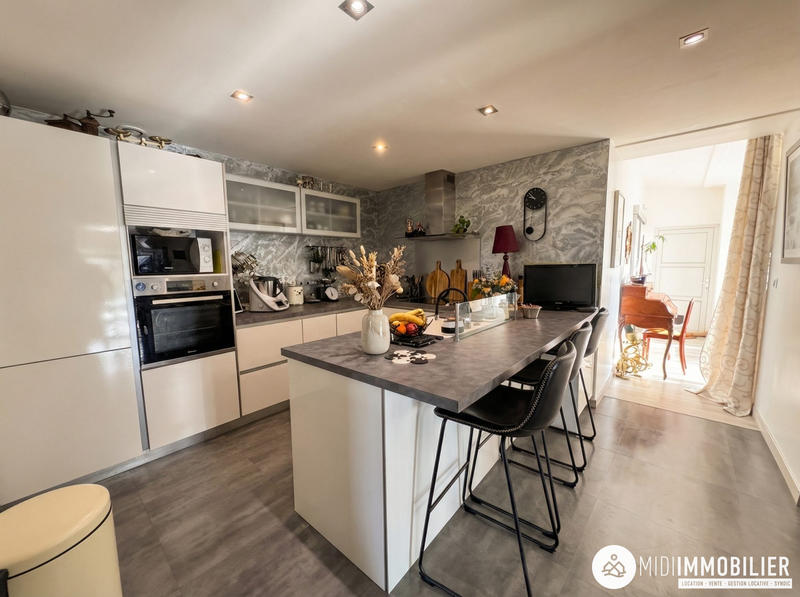 Maison - 190 m² - 6 pièces