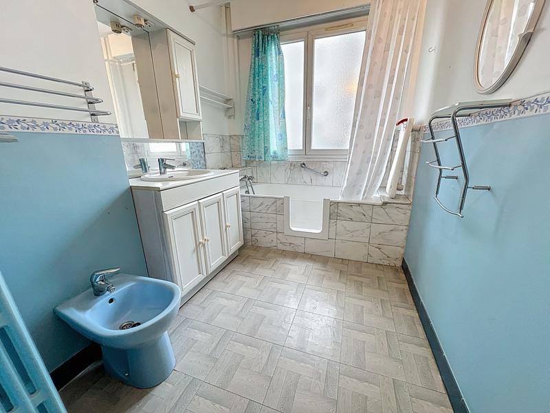 Appartement - 76 m² - 4 pièces