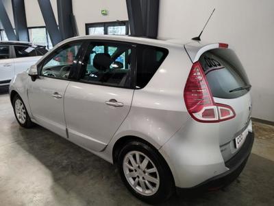 Renault Scénic III dCi 130 Fap Jade Euro 5 2011