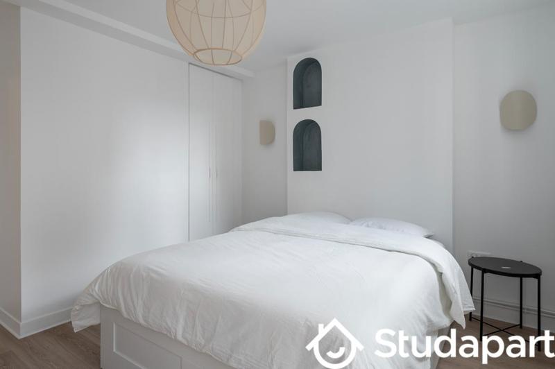 Chambre - 12 m² - 1 pièce