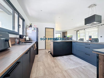 Maison contemporaine - 130 m² - 5 pièces