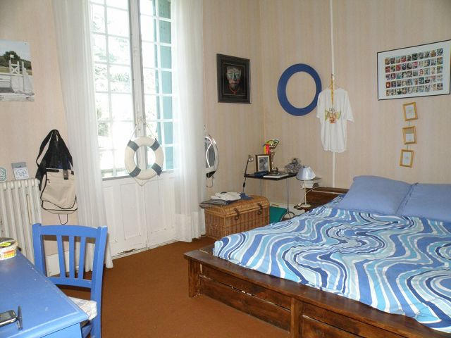 Maison - 326 m² - 8 pièces