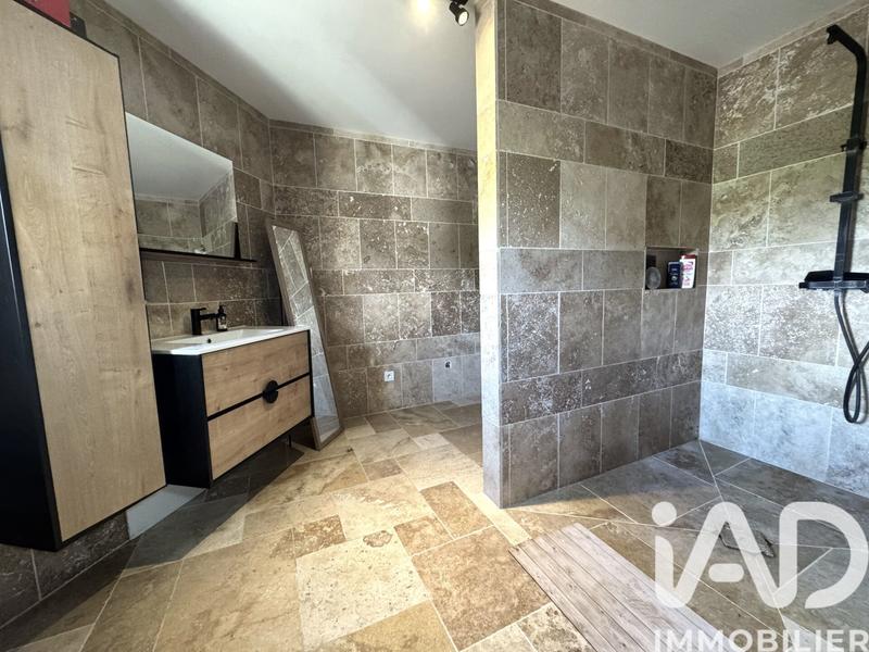 Maison - 100 m² - 3 pièces