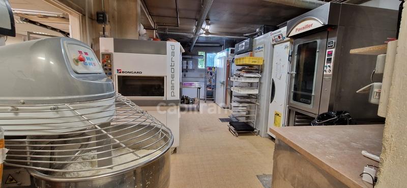 Fonds de commerce - 130 m²