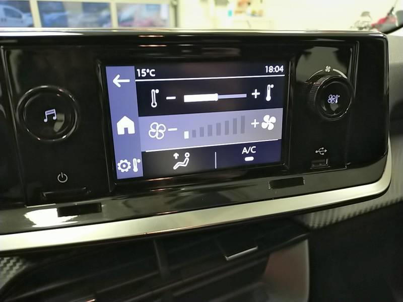 Peugeot 208 affaire Bluehdi 100 s&amp;S Bvm6 Premium