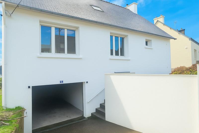 Maison traditionnelle - 122 m² - 6 pièces