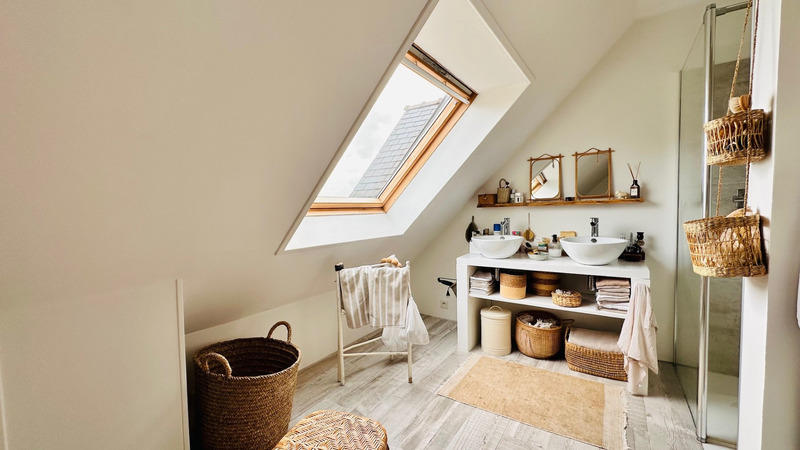 Maison - 136 m² - 8 pièces