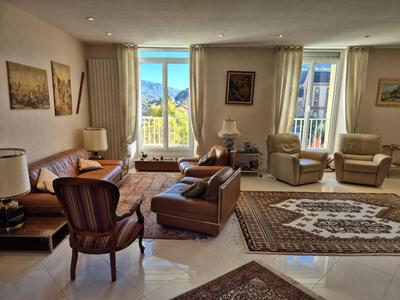 Duplex - 240 m² - 4 pièces