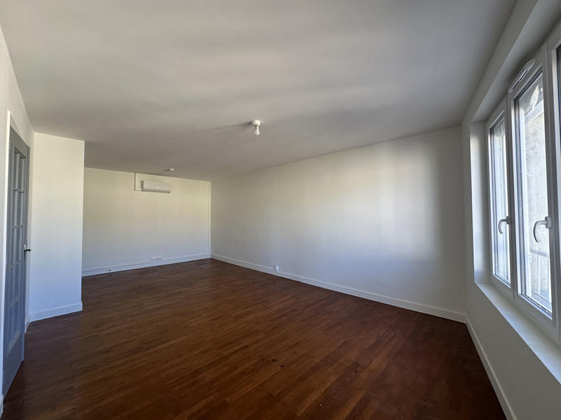 Appartement - 95 m² - 4 pièces