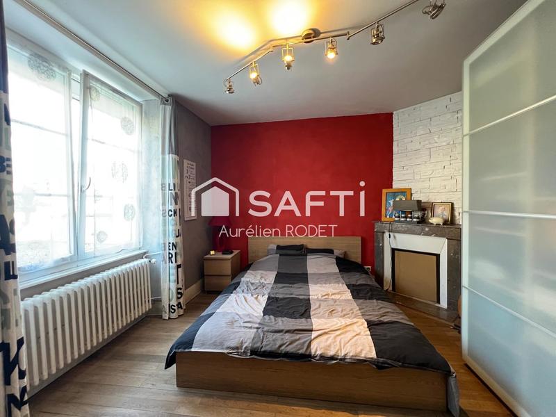 Maison - 151 m² - 7 pièces