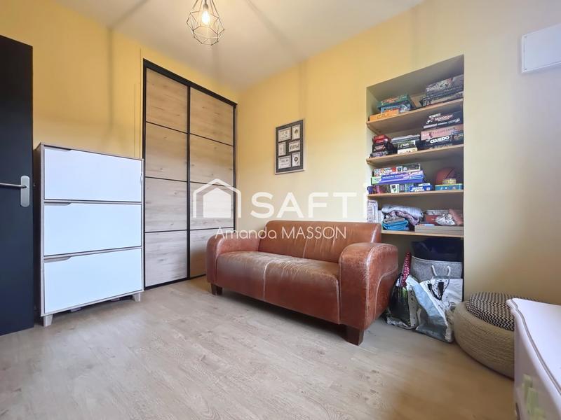 Maison - 222 m² - 8 pièces