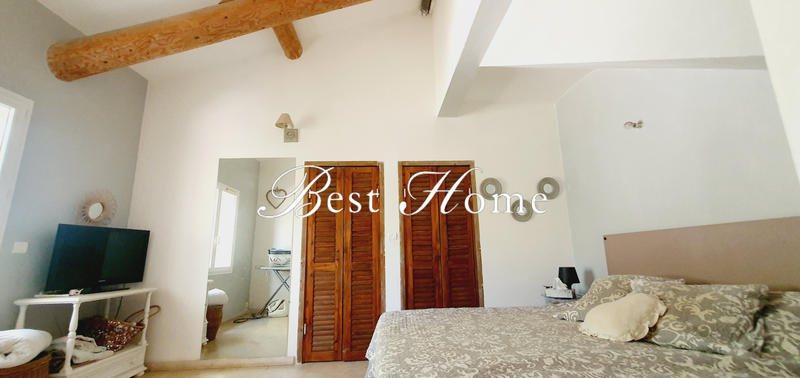 Maison - 182 m² - 5 pièces