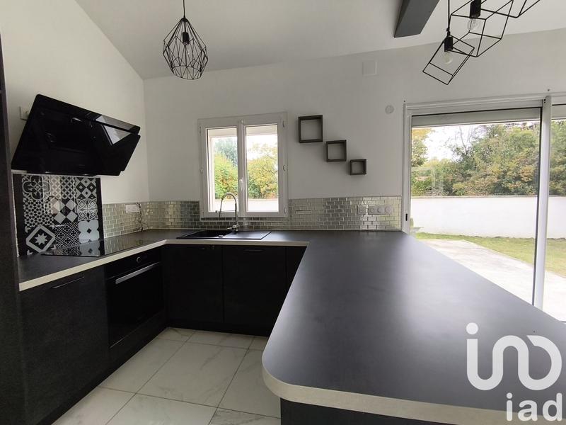 Maison - 114 m² - 6 pièces